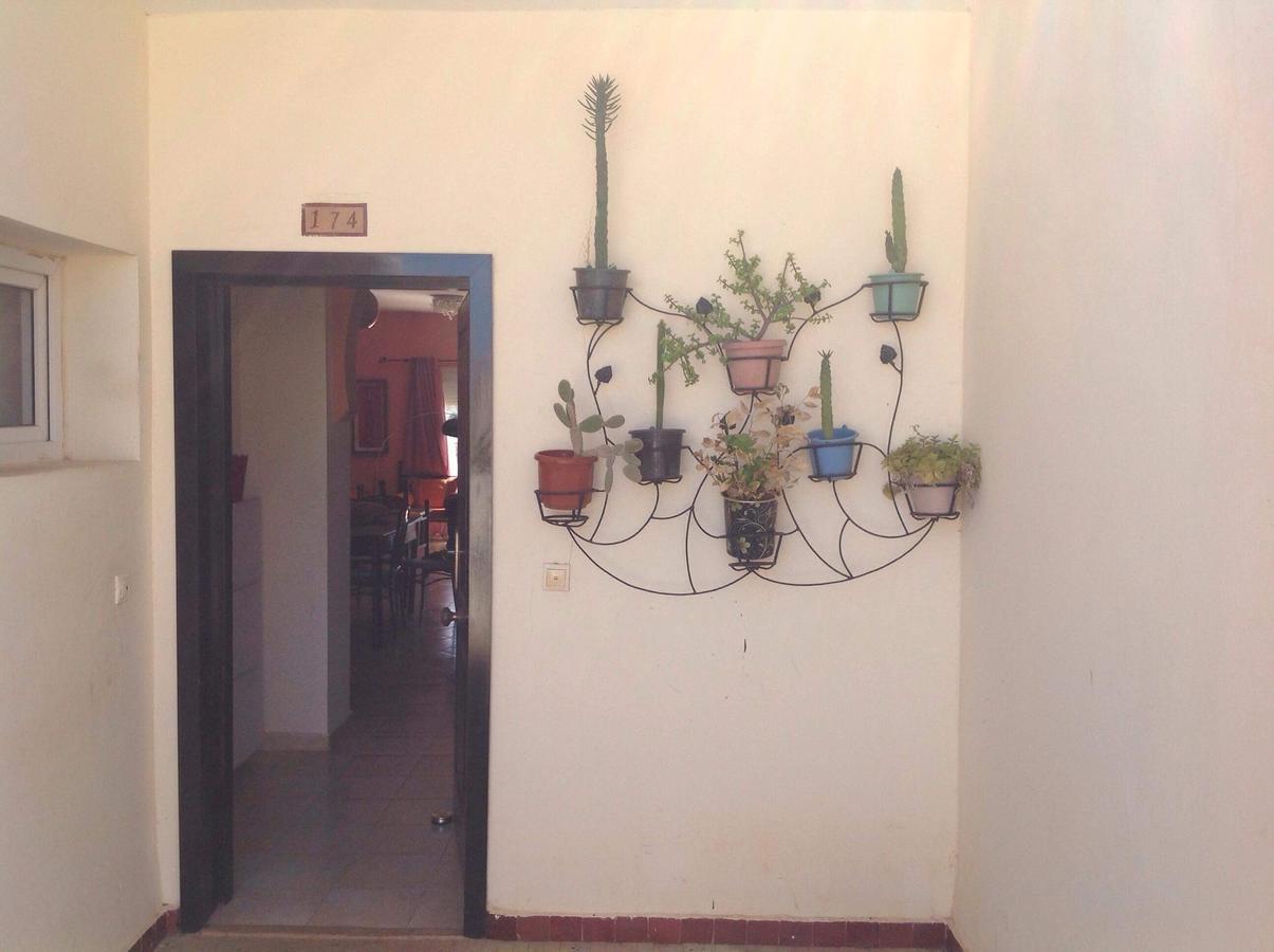 Appartement El Bahia Saidia Destine Uniquement Aux Couple Maries, Celibataires S'Abstenir 外观 照片